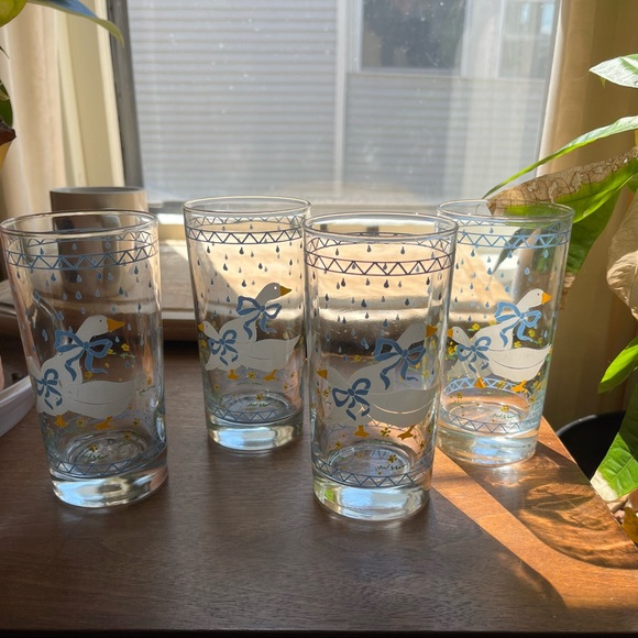 Vintage 80’s Anchor Hocking Farm Country Geese Tumblers - set of 4 - Picture 1 of 4